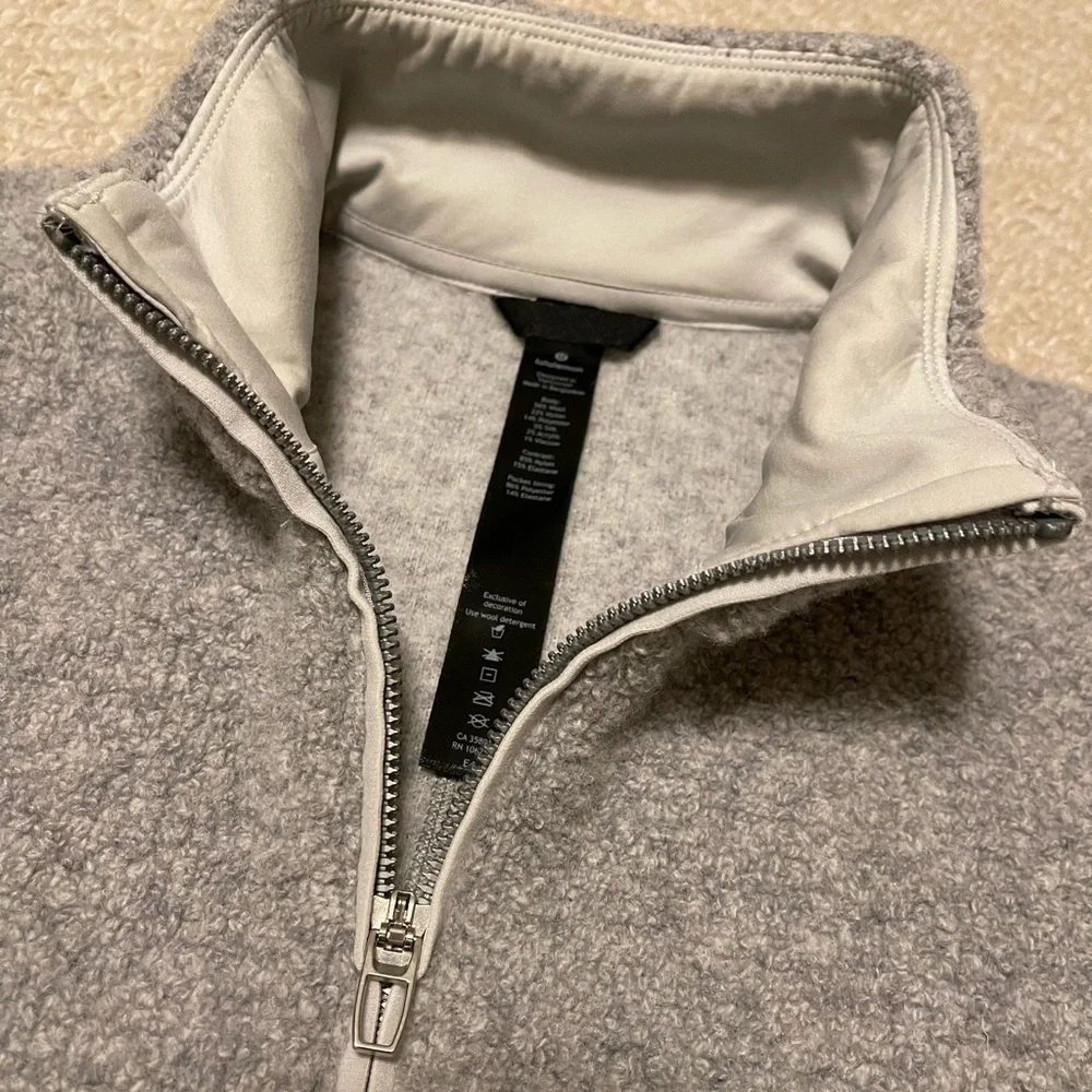 Lululemon 1/4 Zip Pullover - Picture 2 of 9